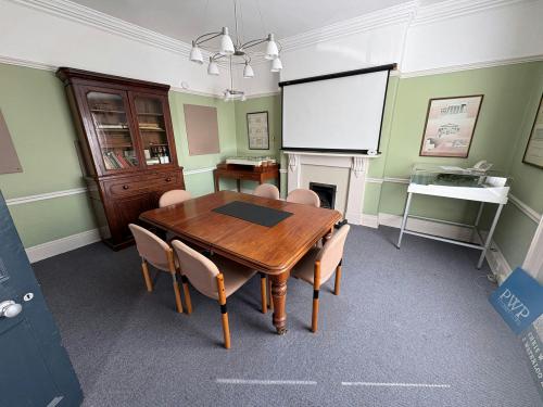 61 South Street, Havant, PO9