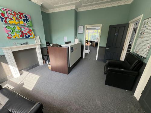 61 South Street, Havant, PO9