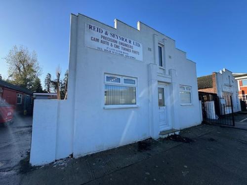 17 Lancaster Road, High Wycombe, HP12