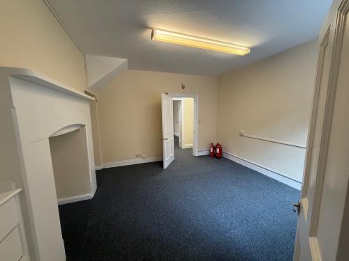 Chester House, 9 Windsor End, Beaconsfield, HP9