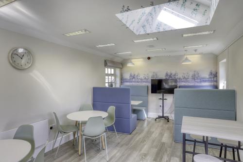 Inhurst House, Brimpton Road, Baughurst, Tadley, RG26