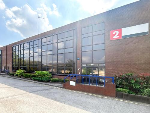Unit 2, The Western Centre, Western Road, Bracknell, RG12