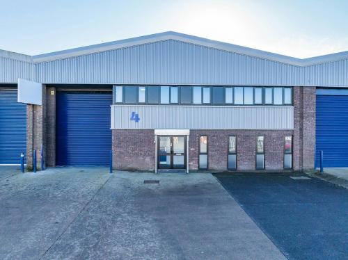 Unit 4, Avonside Industrial Estate, Feeder Road, Bristol, BS2