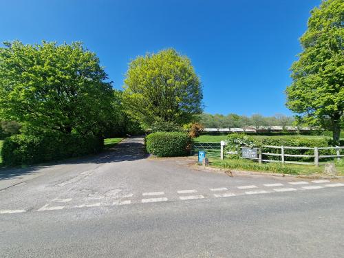 Unit 1 The Calvert Centre, Woodmancott, Nr Basingstoke, SO21