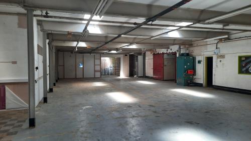 Unit 4, Telford Road, Basingstoke, RG21