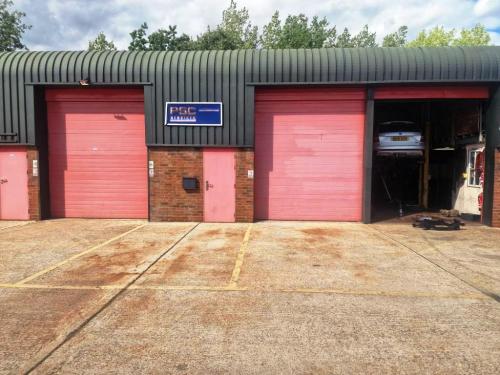 Unit 6A Berry Court Farm, Bramley, RG26