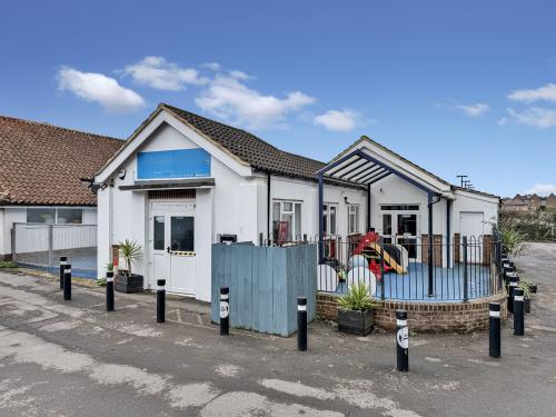 Former Goring Little Fishes, Barrington Road, Worthing, BN12