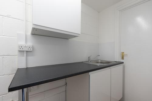 Unit 8, Crescent Court Business Centre, Canning Town, London, E16