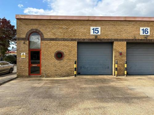 Unit 15, Mill Farm Business Park, Millfield Road, Hounslow, TW4