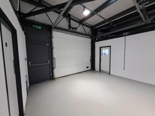 Unit 116, Blakelands Industrial Estate, Tanners Drive, Milton Keynes, MK14
