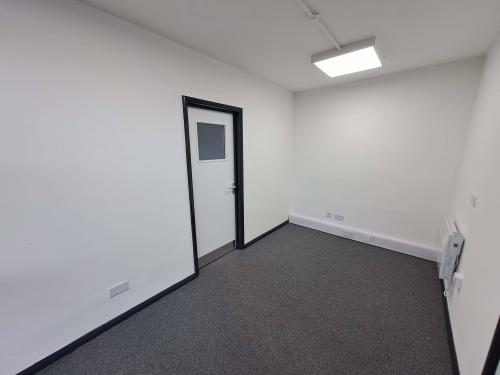 Unit 116, Blakelands Industrial Estate, Tanners Drive, Milton Keynes, MK14