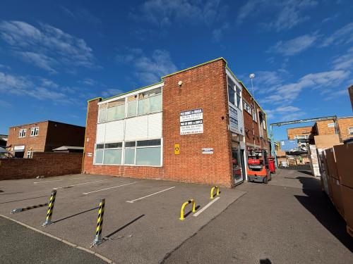 9 Claymill Road, Thurmaston, Leicester, LE4