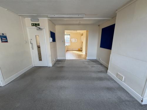 2 Tarmount Lane, Shoreham-By-Sea, BN43