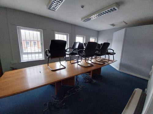 31-33 Vicarage Field, Hailsham, BN27
