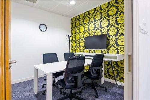 Fairways Business Park, Deer Park Drive, Livingston, EH54