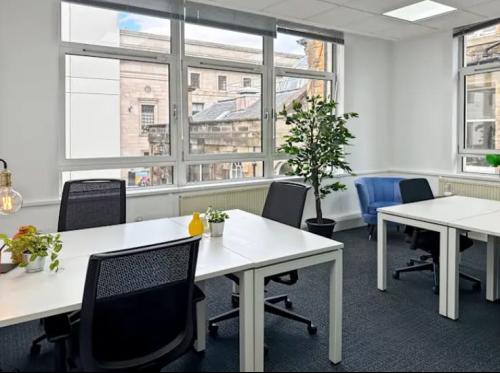 83 Princes Street, Edinburgh, EH2