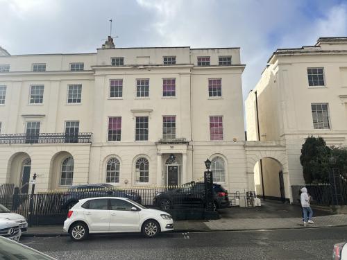 30 Carlton Crescent, Southampton, SO15