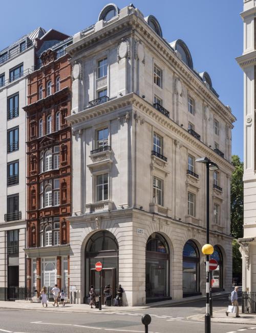 21-22 Pall Mall, St James, London, SW1Y