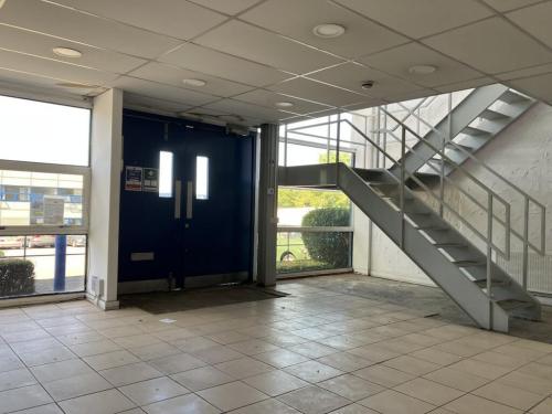 Unit 38, Blakelands Industrial Estate, Tanners Drive, Milton Keynes, MK14