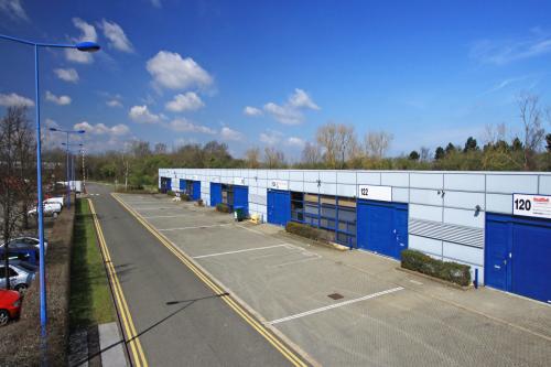 Unit 38, Blakelands Industrial Estate, Tanners Drive, Milton Keynes, MK14