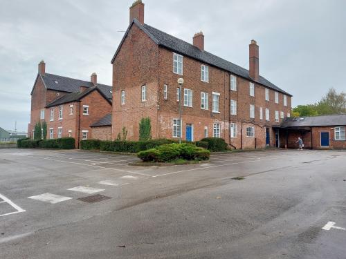 Barony Court, Bevan House & John Snow House, Nantwich, CW5