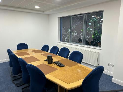 Unit 7, Chancerygate Business Centre, Twyford, RG10