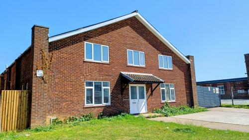 Office, 52 Wilbury Way, Hitchin, SG4