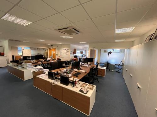 721 Capability Green, Luton, LU1
