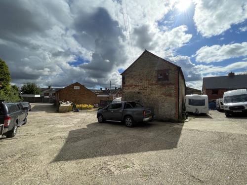 Cr Engineering, Frederick Street, Waddesdon, Aylesbury, HP18