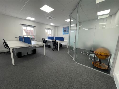 Office 4,10, Hanningtons Estate, Hanningtons Lane, Brighton, BN1