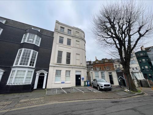 47-48 Old Steine, Brighton, BN1