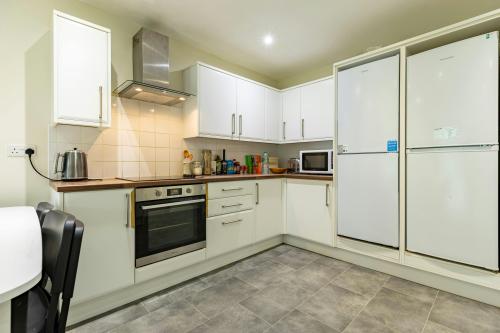 14 Charter Avenue, Canley, Coventry, CV4