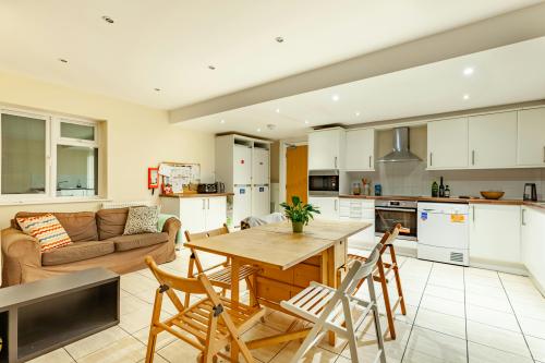 18 Sheriff Avenue, Canley, Coventry, CV4