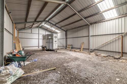 8.53 Acres Hill Top Farm, High Street, Marton, Gainsborough, DN21