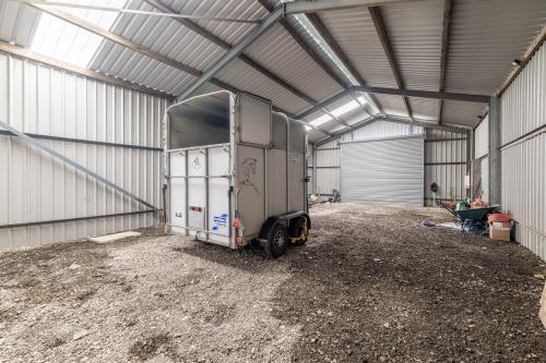 8.53 Acres Hill Top Farm, High Street, Marton, Gainsborough, DN21
