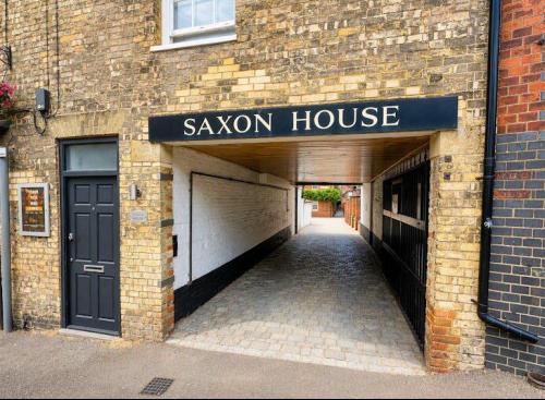 Saxon House, 28 Castle Street, Guildford, GU1