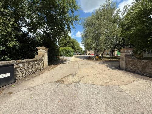 Unit 6 The Clamp Building, Pinkney Park, Malmesbury, SN16