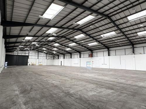 Unit 6, Tramway Industrial Estate, Riverside, Banbury, OX16