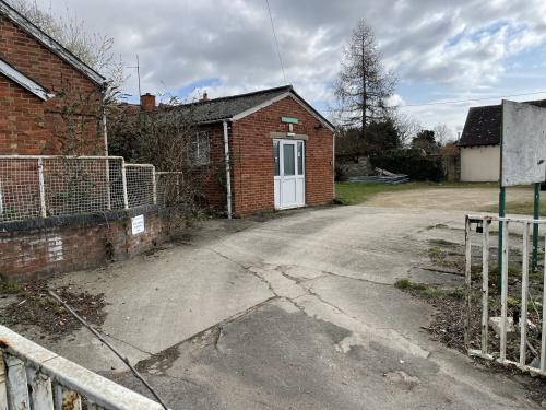 Former Baptist Churhc Packhorse Lane, Marcham, Abingdon, OX13