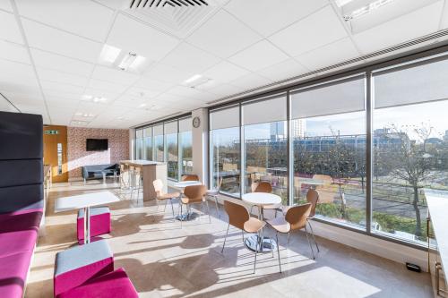 Henshaw House, 851 Silbury Boulevard, Milton Keynes, MK9