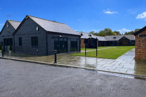 8, Langham Barns Business Centre, Langham Lane, Colchester, CO4