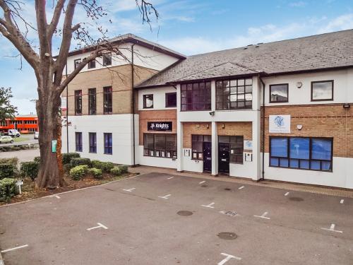 2 Magellan Terrace, Gatwick Road, Crawley, RH10