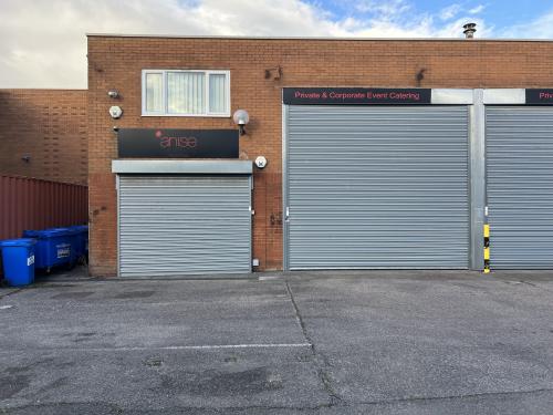 Unit 5, Rutherford Way Industrial Estate, Rutherford Way, Crawley, RH10
