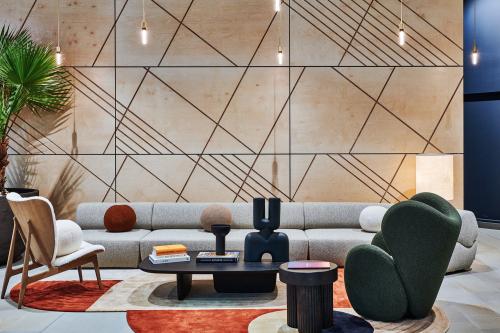 One Crown Place, Crown Place, City, London, EC2M