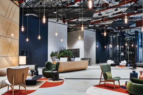 One Crown Place, Crown Place, City, London, EC2M