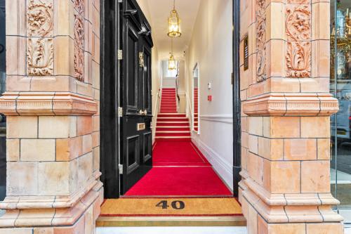 40 South Audley Street, Mayfair, London, W1K
