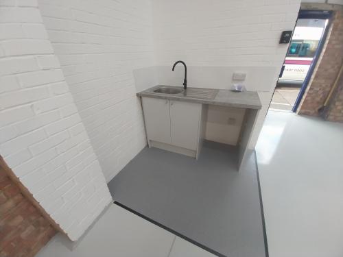 Unit 3, Silverwing Industrial Estate, Horatius Way, Croydon, CR0