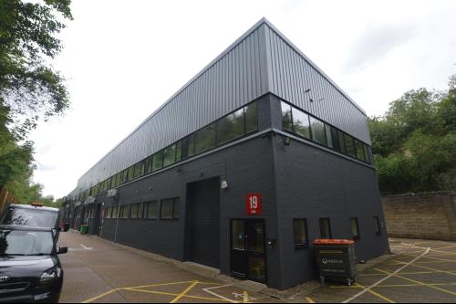 Unit 19, Redlands Centre, Coulsdon, CR5