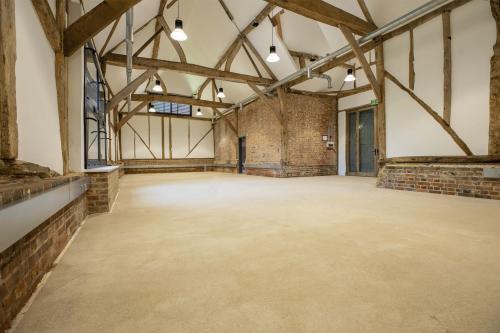 Manor Farm Barns, Hughenden Manor Estate, Coates Lane, High Wycombe, HP13