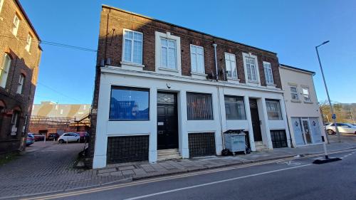 22B Guildford Street, Luton, LU1